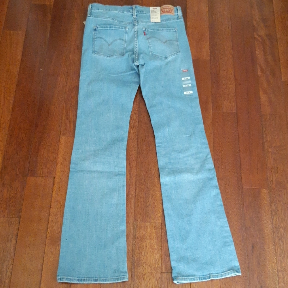 NWT Levi's Shaping Bootcut Jeans - Picture 9 of 13